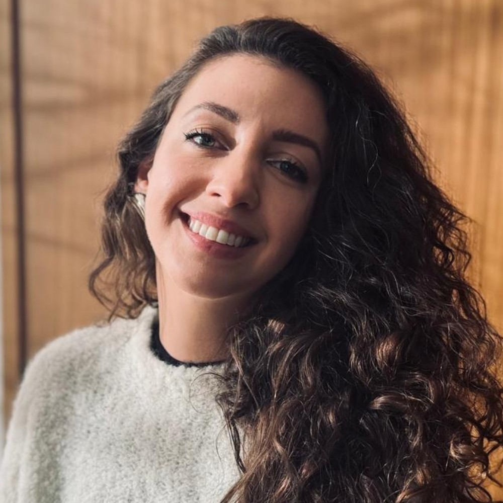 Meet your Posher, Bruna